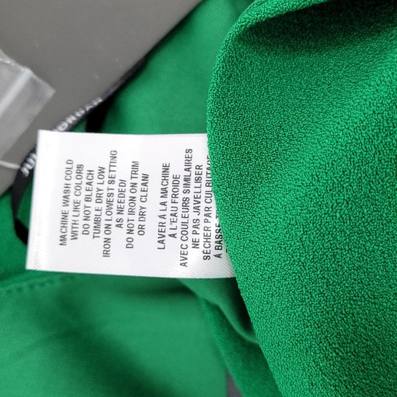 Julia Jordan Halter Neck Kelly Green Jumpsuit - Picture 16 of 17